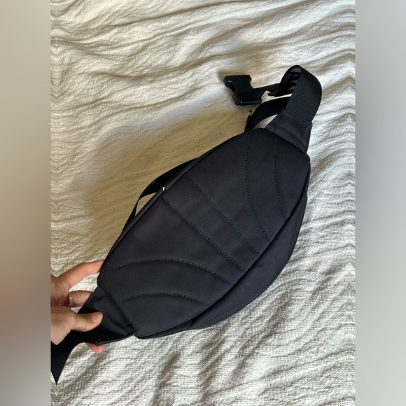 Supreme Men’s waist bag SS18 black - Picture 7 of 17